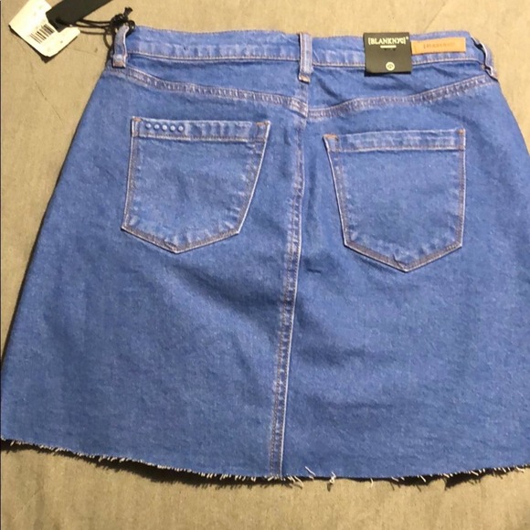 Blank NYC Friendly Skies A-Line Denim Mini Skirt - Picture 14 of 16